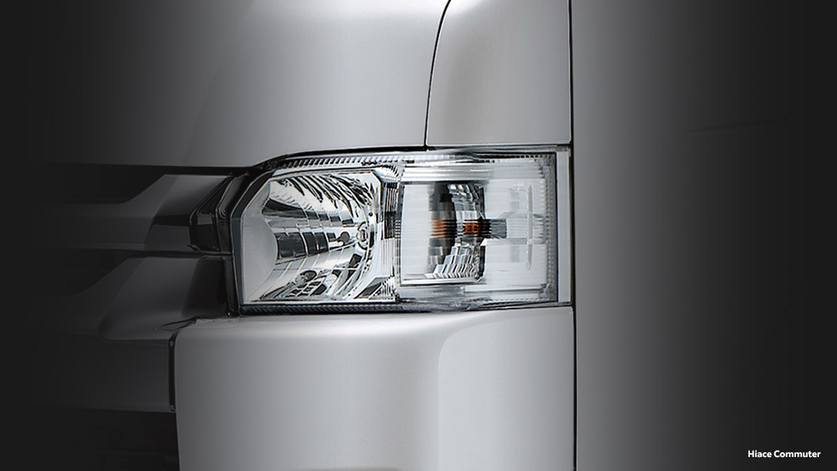 Headlamp (Hiace Commuter)