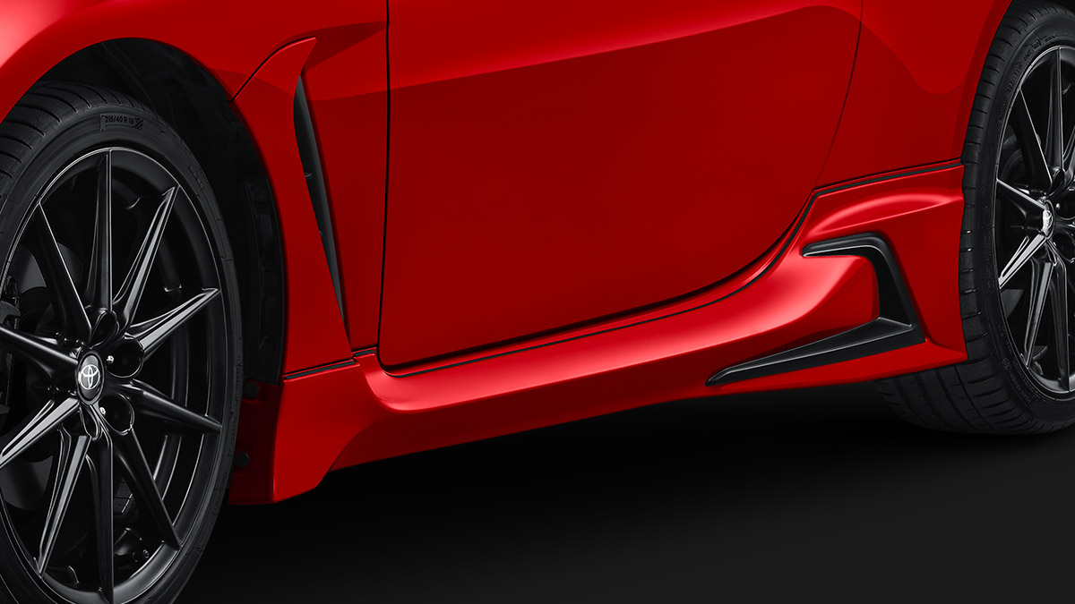 GR Side Skirt Design