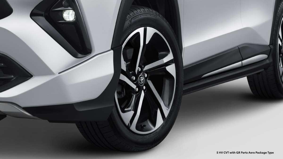 Stunning 18" Alloy Wheel